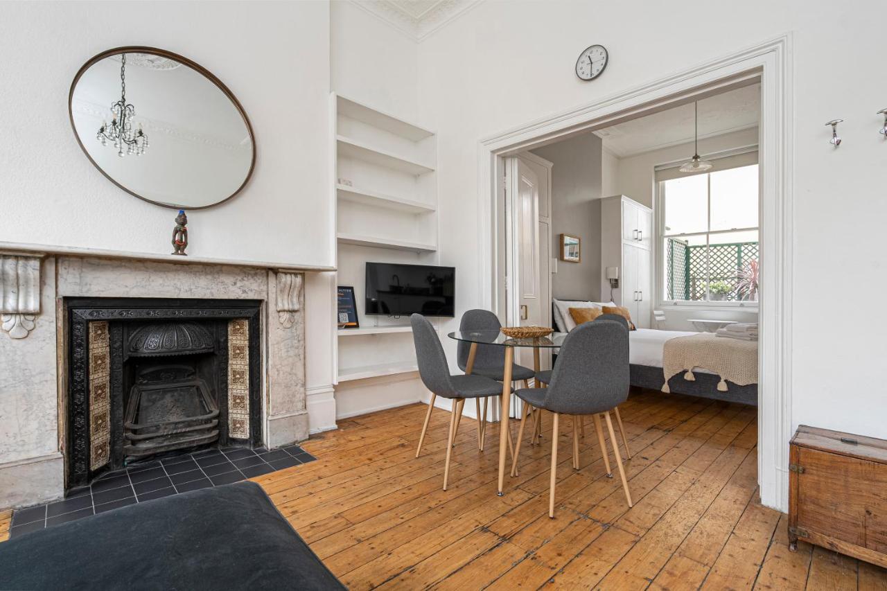 Chic Apartment Near Kensington Palace London Exterior photo