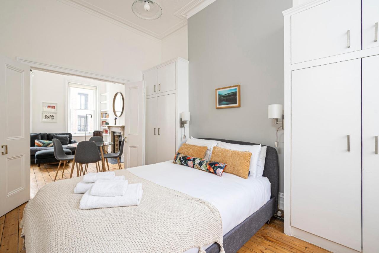Chic Apartment Near Kensington Palace London Exterior photo